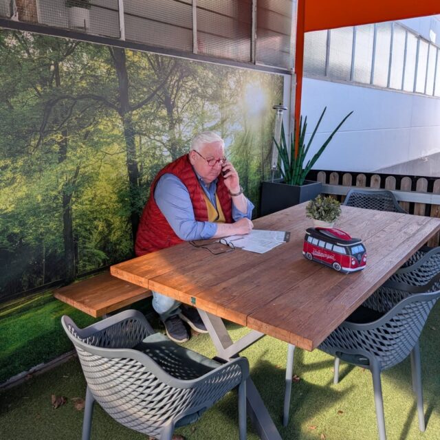 Unser Büro draußen ist ab jetzt auch geöffnet🌞#lagerverkauf #büromöbel #holsab #hannover #gronau